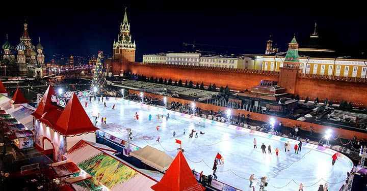 Ледовая площадка у Кремля